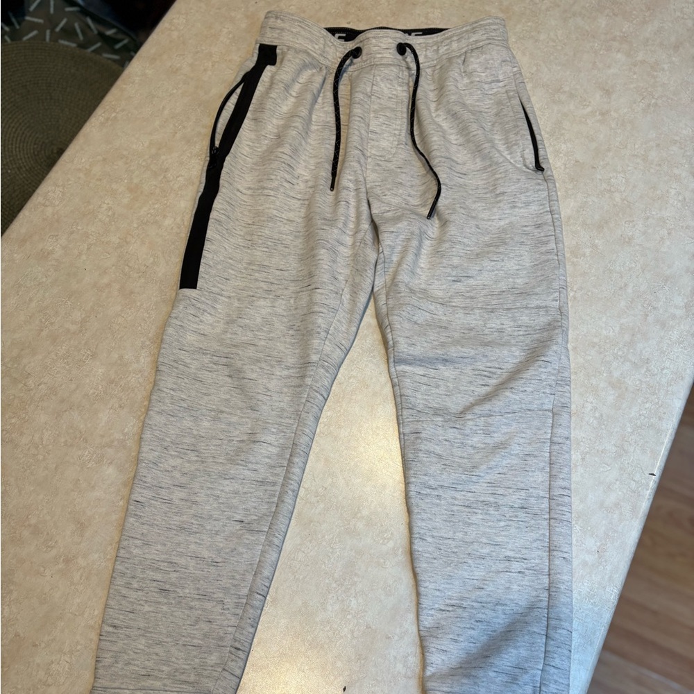 American Eagle Outfitter’s Men’s Flex Sweatpant Joggers-size XS-gray heather